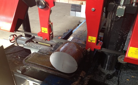 东乡卧式带锯床加工时出现明显振荡如何排查？